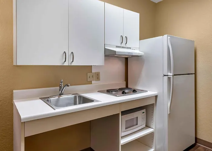 Extended America Select - Phoenix - - West Mesa