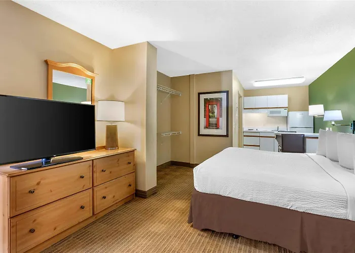 Extended America Select - Phoenix - - West Mesa