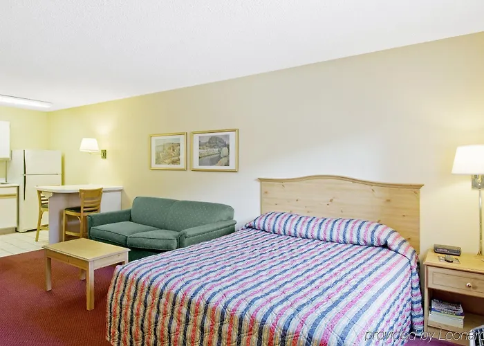Extended America Select - Phoenix - - West Hotel 2*